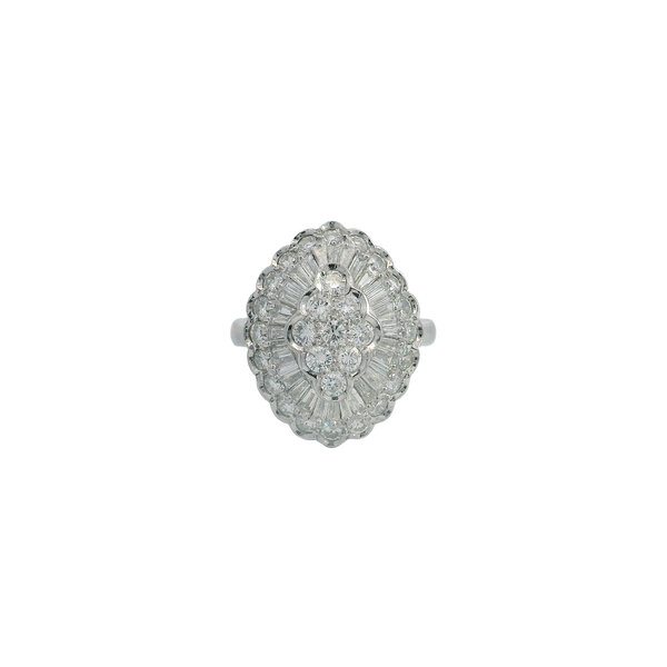 Platinum 1960's 2.77ct Round & Baguette Diamonds Scallop Edge Cluster Ring Size 6.75