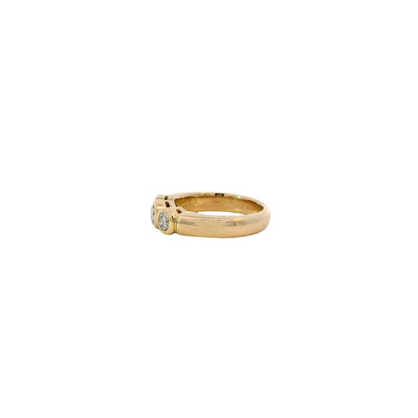 18K Yellow Gold 1980's Three Stone .67ct Diamond Bezel Band Size 5