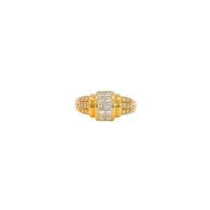 18KY 1980's .79ct Princess & Rd Dia Domed Ring Sz 6.75