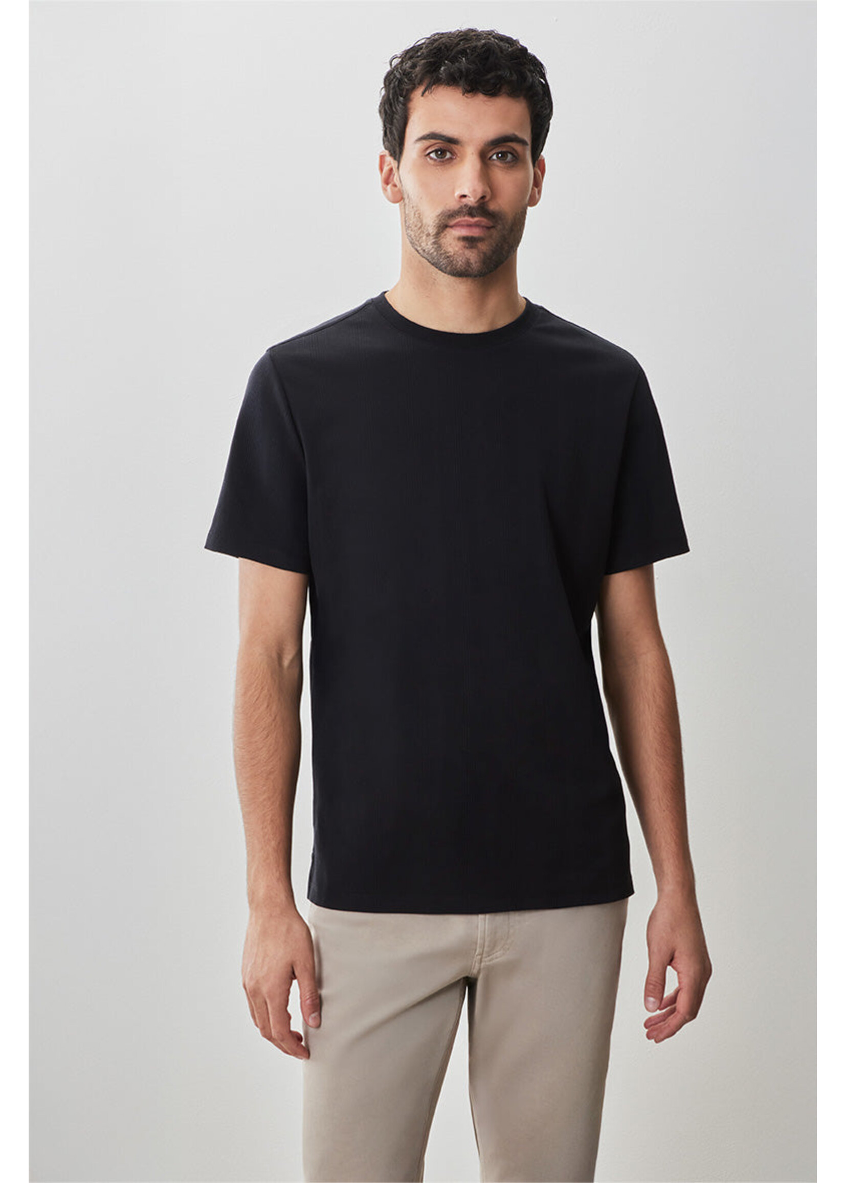 Robert Barakett Robert Barakett Portmao SS Crew Tee