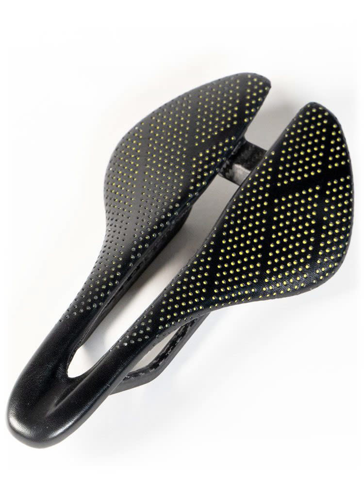 数量限定！特売 ALPITUDE Carbon GARDENA SADDLE Saddle アルピ