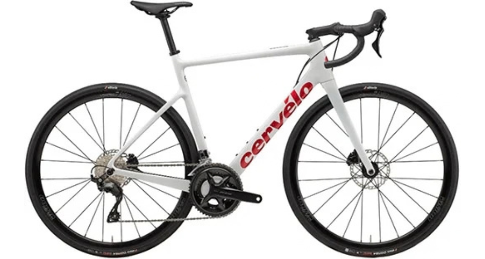 Cervélo Caledonia or Trek Domane SL carbon road bike rental in Tucson
