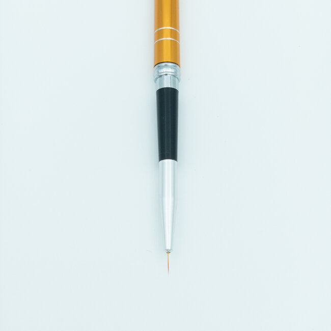 The Studio - Liner Brush - 7mm Gold