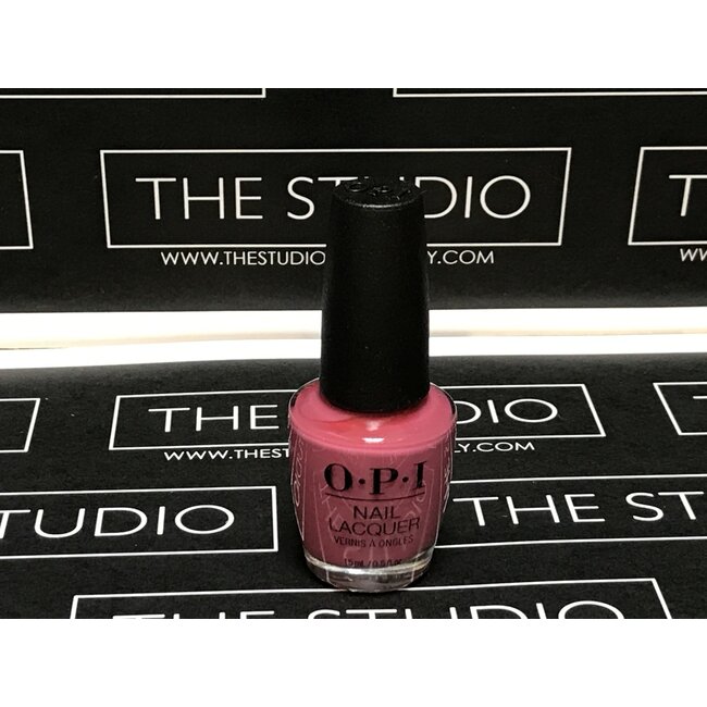 OPI - I64 - Lacquer - Aurora Berrry-Lias