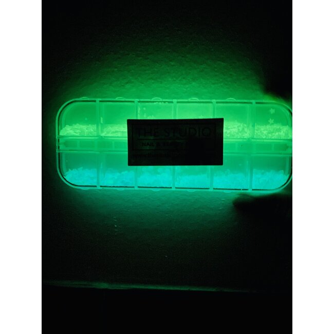 The Studio - Art Pack #105 - Glow In The Dark Confetti - B - 12 pcs