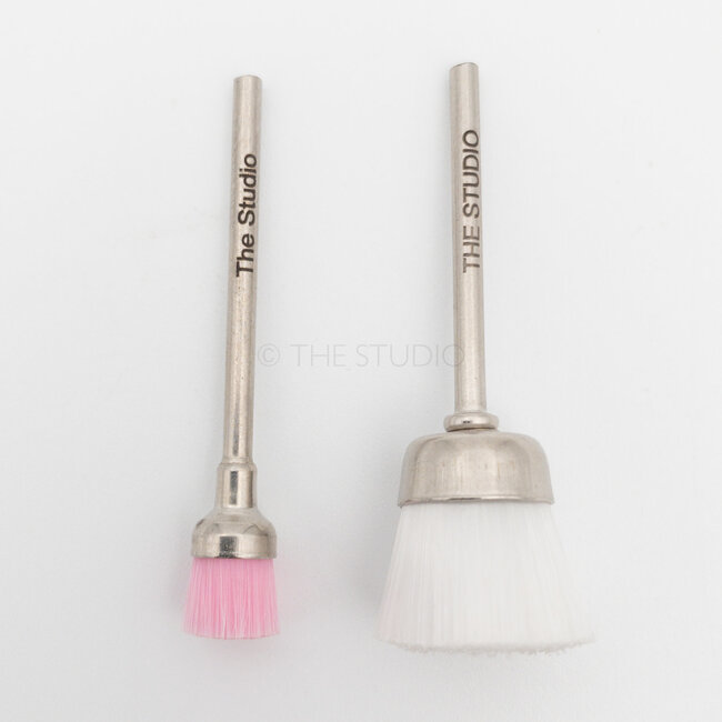 The Studio - Bit - The Dust Buster - White Large