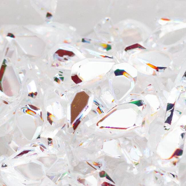 The Studio - Art Pack #090 - Assorted Silver and Iridescent Confetti - 023 -  12 pcs