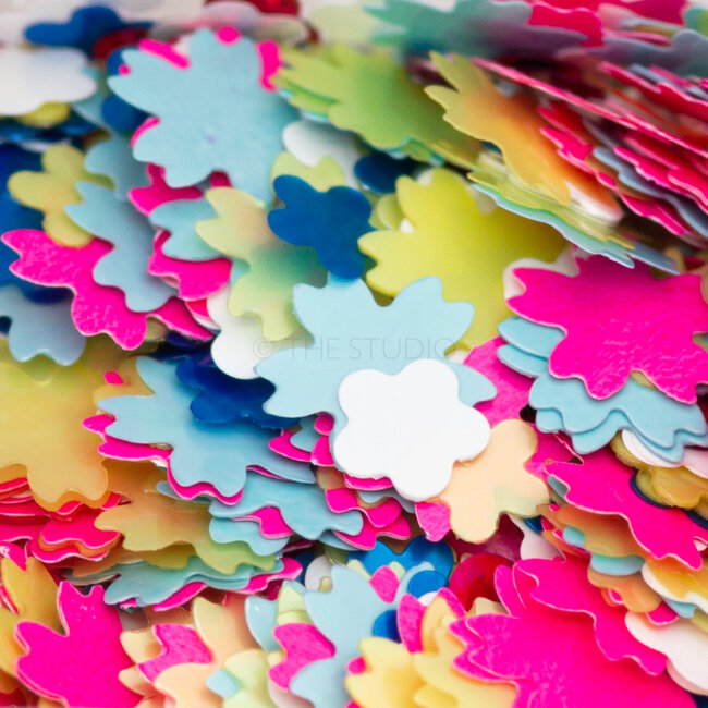 The Studio - Art Pack #221 - Assorted  Confetti - 12 pcs - 002