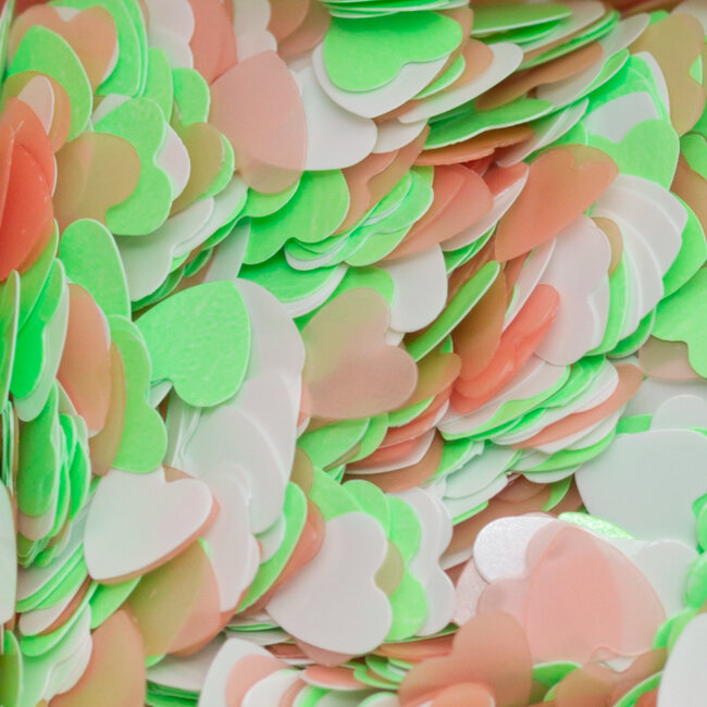 The Studio - Art Pack #225 - Assorted Heart Confetti - 12 pcs - 032