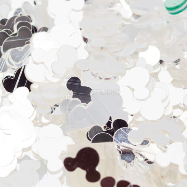 The Studio - Art Pack #112_230 - Assorted Silver Confetti - 6 pcs