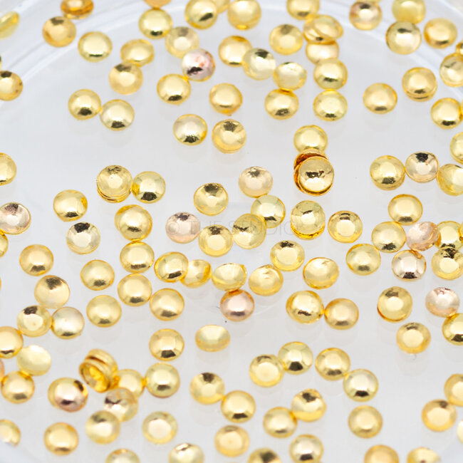 The Studio - Art Pack #102 - Assorted Charms - 6 pcs