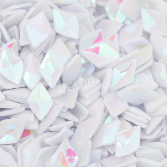 The Studio - Art Pack #263 - Assorted White Iridescent Confetti - 12 pcs