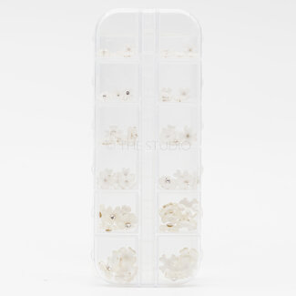 The Studio The Studio - Art Pack #295 - White Flower Nail Art - 12 pcs