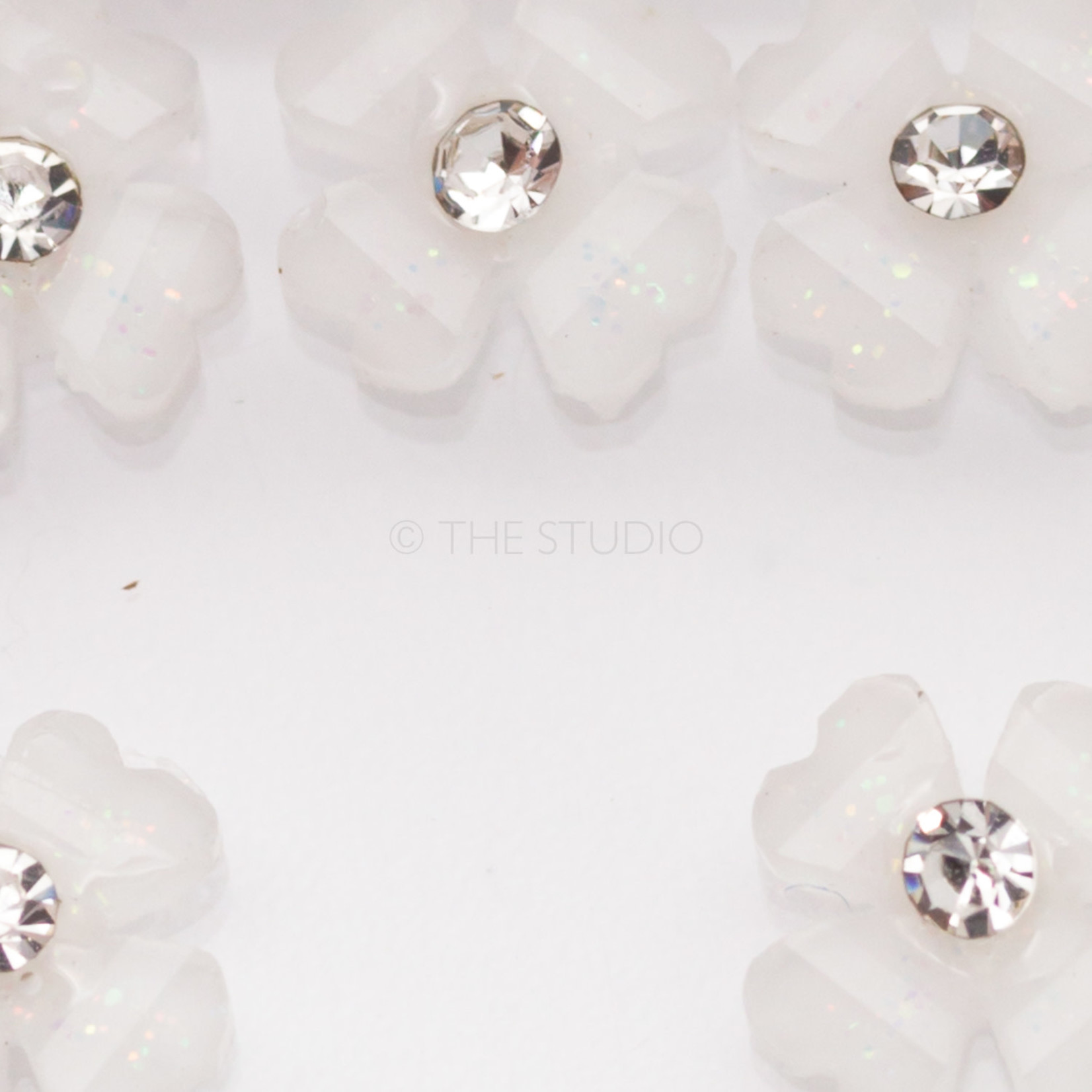 The Studio The Studio - Art Pack #295 - White Flower Nail Art - 12 pcs