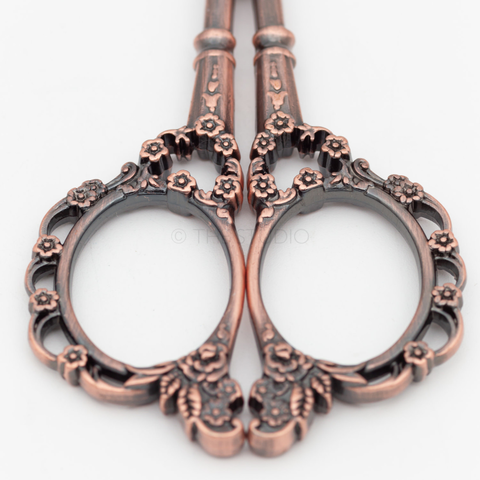 European Classical Scissors - Bronze