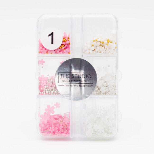 The Studio - Art Pack #343 - Assorted 3D Flower Charms - 01