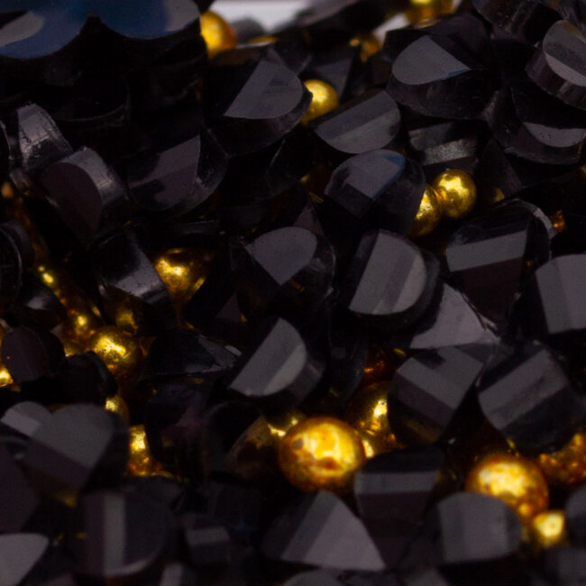 The Studio - Art Pack #344 - Assorted 3D Flower Charms - 05