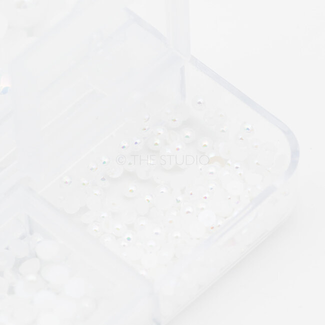 The Studio - Art Pack #365 - Assorted Pearls - 6 pcs