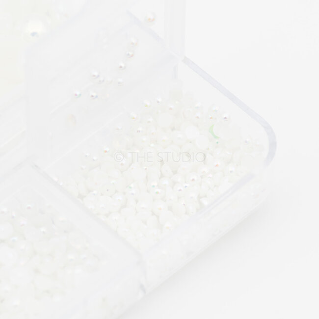 The Studio - Art Pack #367 - Assorted Pearls - 6 pcs