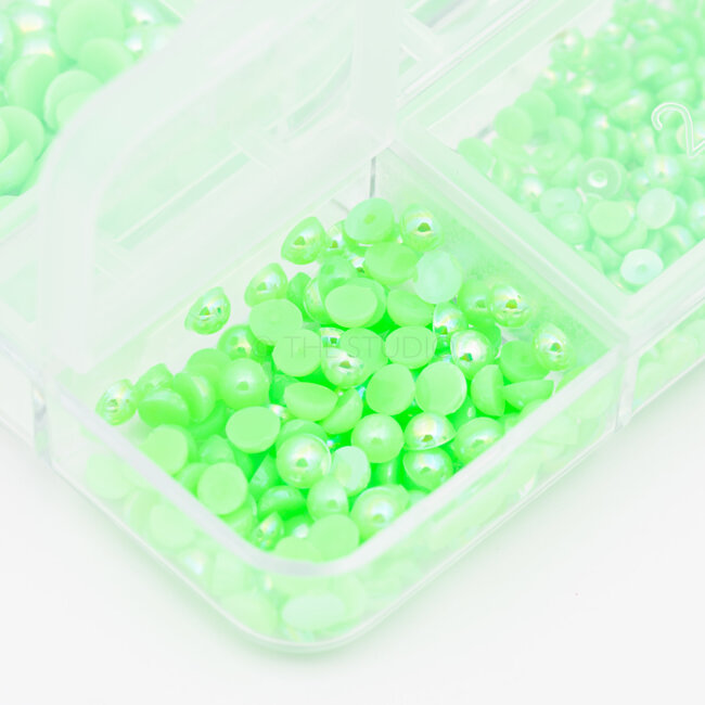 The Studio - Art Pack #381 - Assorted Neon Green Pearls - 6 pcs