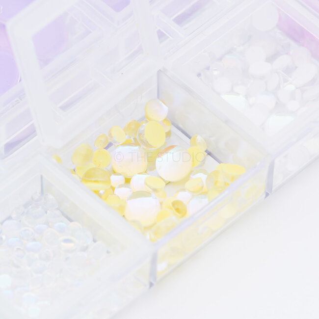 The Studio - Art Pack #341 - Assorted Pastel Rhinestones