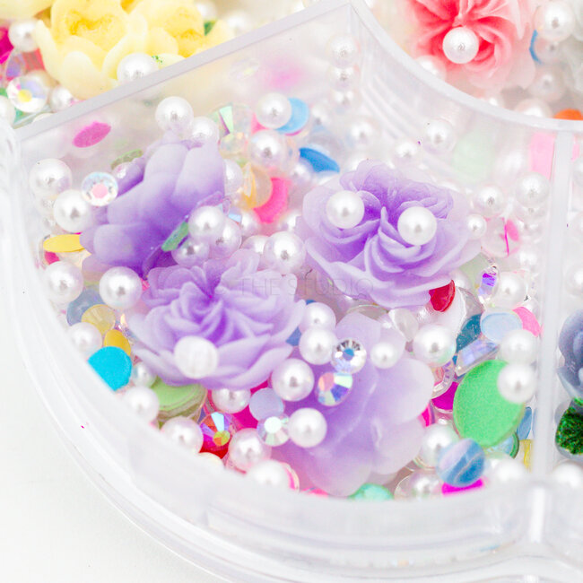 The Studio - Art Pack #554 - Roses, Pearls