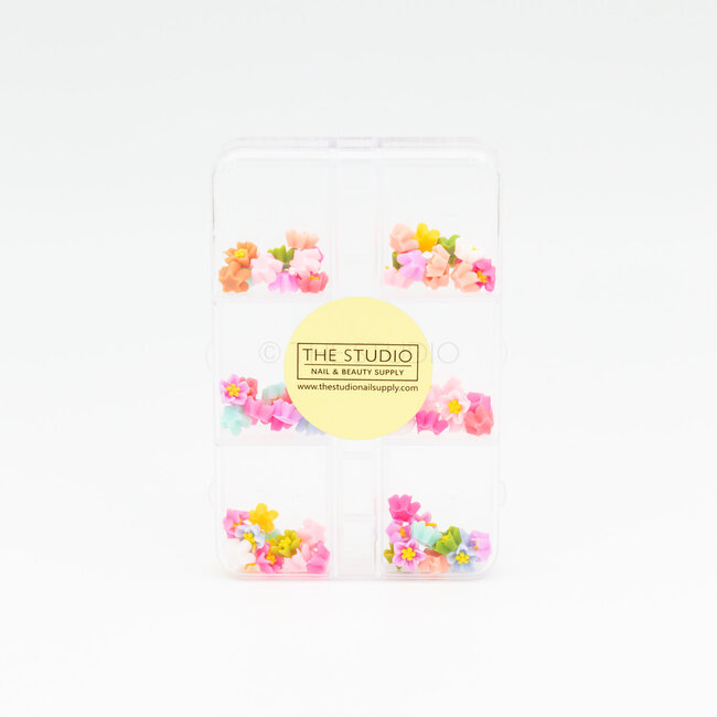 The Studio - Art Pack #547 - Assorted Flowers