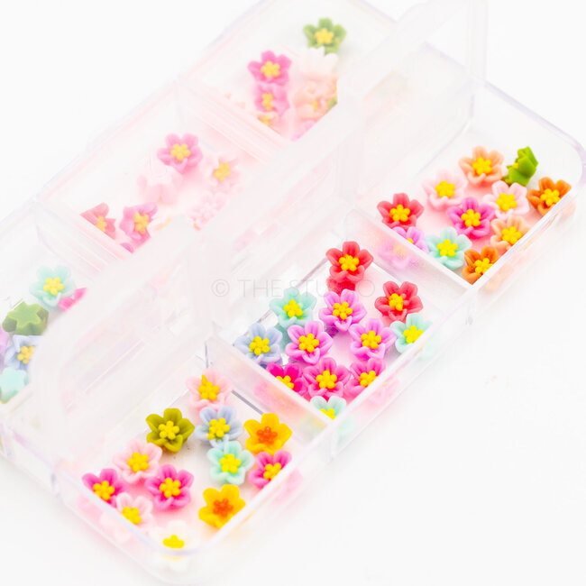 The Studio - Art Pack #547 - Assorted Flowers