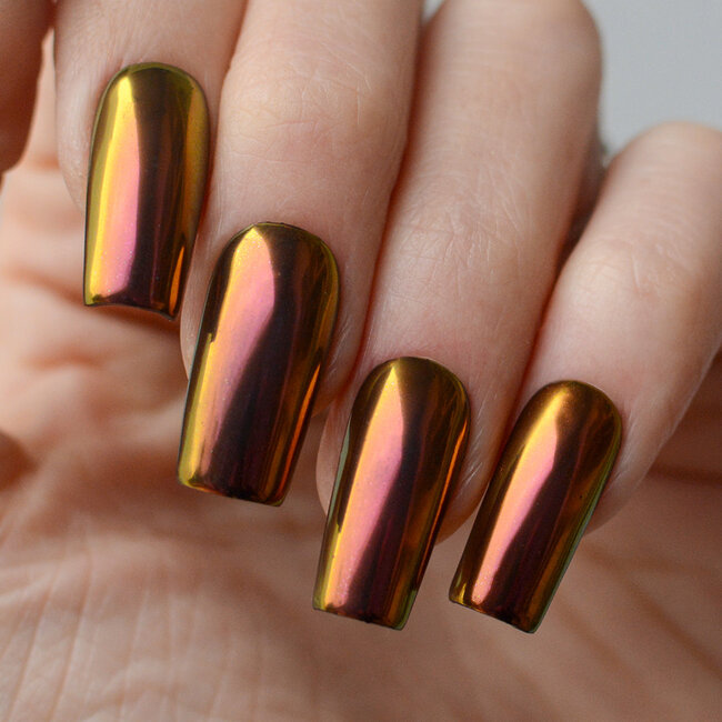 Pink Mask - Chameleon - 5 - Nail Art