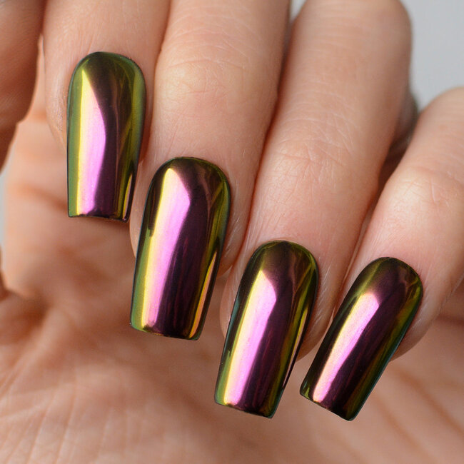 Pink Mask - Chameleon - 6 - Nail Art