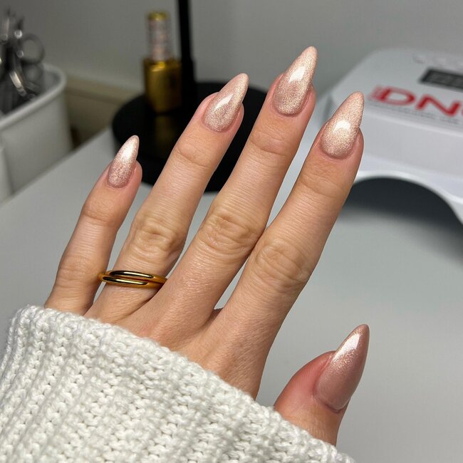 DND DIVA - 9D Cat Eye - 30 Daydream - Afterglow