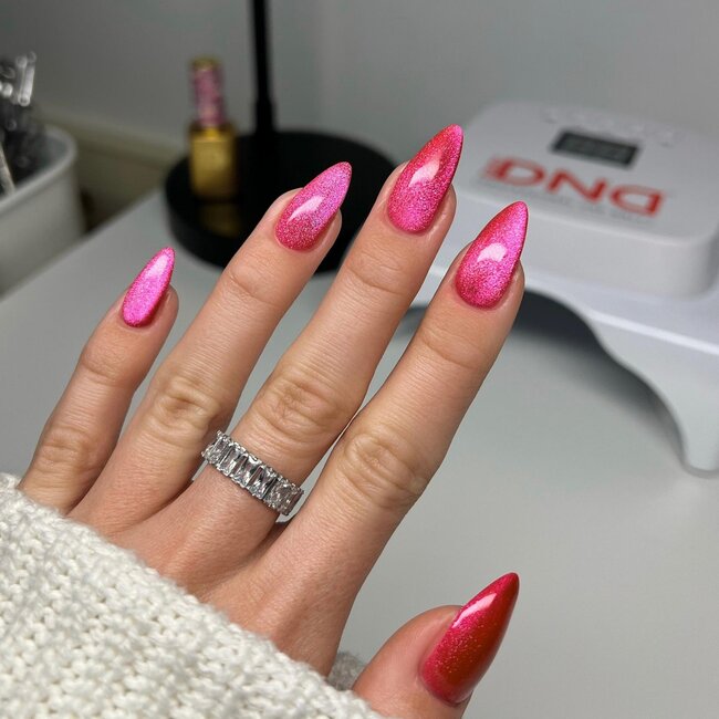 DND DIVA - 9D Cat Eye - 14 Candy - Hi, Kitty!