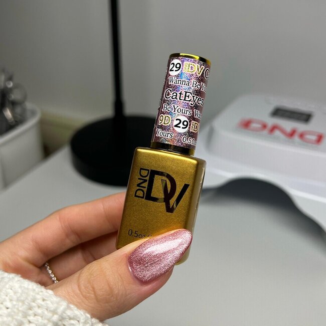 DND DIVA - 9D Cat Eye - 29 Daydream - Wanna Be Yours
