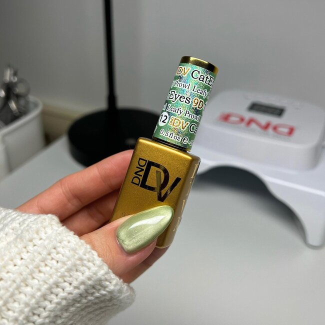 DND DIVA - 9D Cat Eye - 12 Glassball - Leafy Prowl