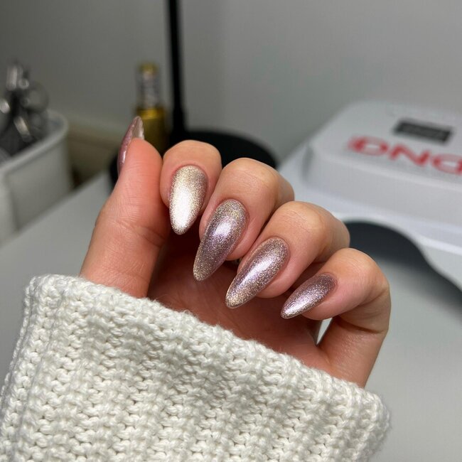 DND DIVA - 9D Cat Eye - 35 Daydream - Hazel Dreams