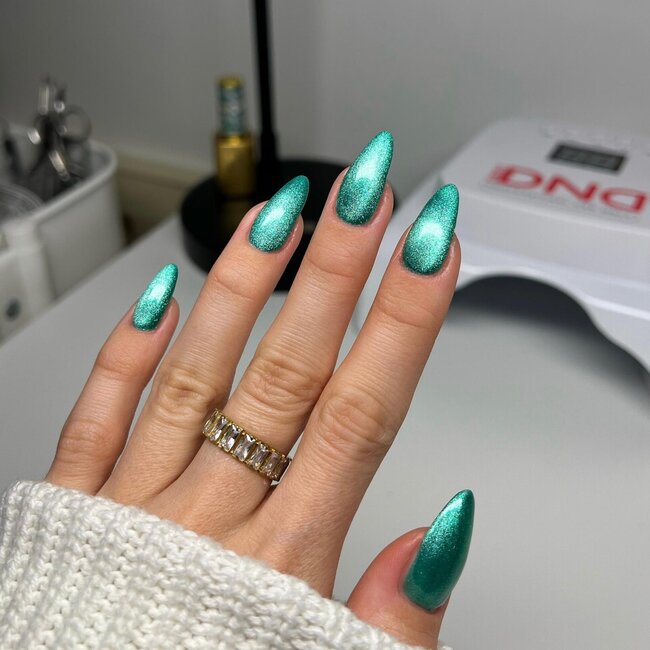 DND DIVA - 9D Cat Eye - 20 Candy - Leopard Mint