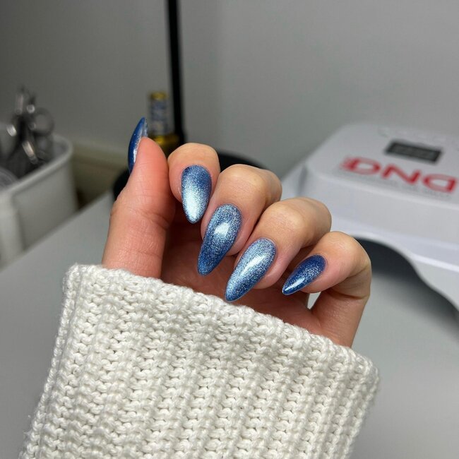 DND DIVA - 9D Cat Eye - 23 Candy - Catnip Craze