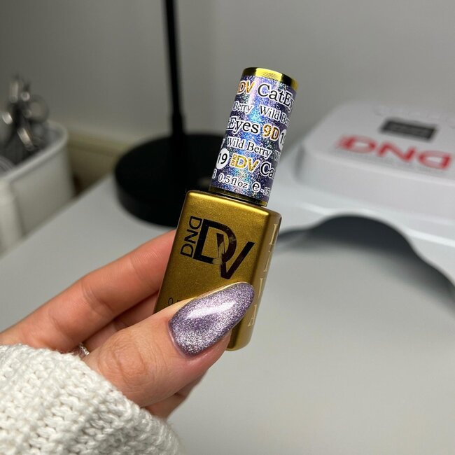 DND DIVA - 9D Cat Eye - 19 Candy - Wild Berry