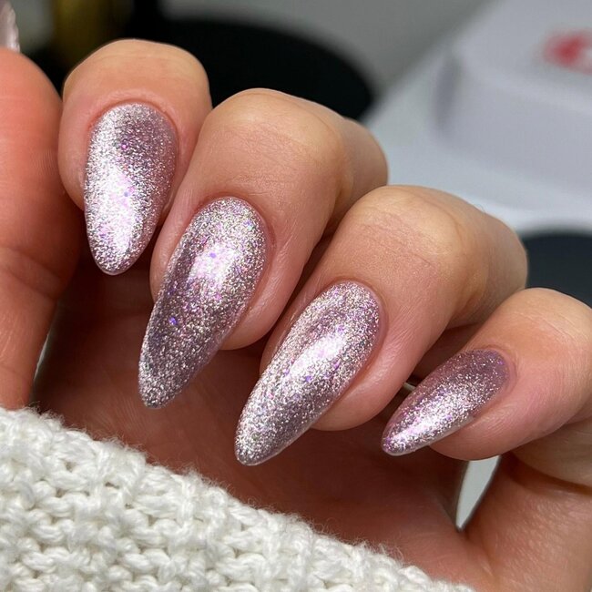 DND DIVA - 9D Cat Eye - 33 Daydream - Pucker Up