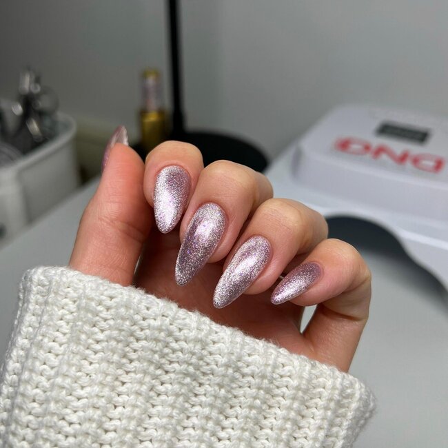 DND DIVA - 9D Cat Eye - 33 Daydream - Pucker Up