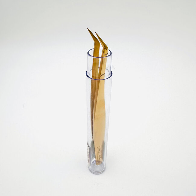 The Studio The Studio - Tweezers - Volume Pick Up - Curved - Gold - 19