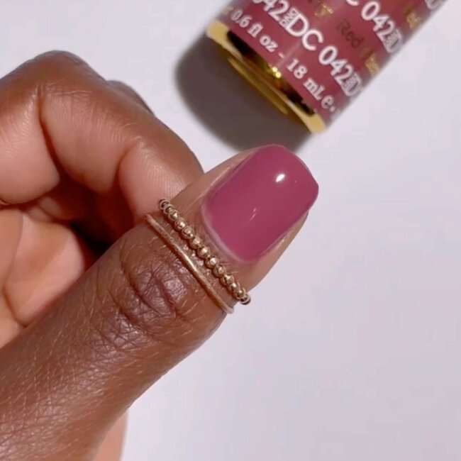 DC - 0 042 - Red Cherry - DUO Polish