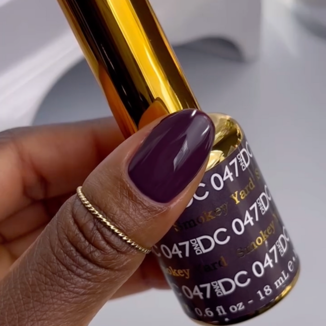 DC - 0 047 - Smokey Yard - DUO Polish