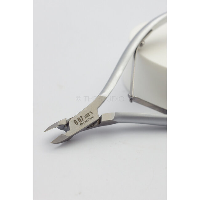 Nghia - Cuticle Nipper - D.07 - Jaw 16