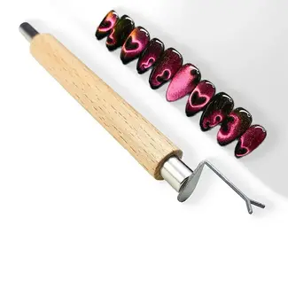 The Studio Heart Cateye Magnet Tool