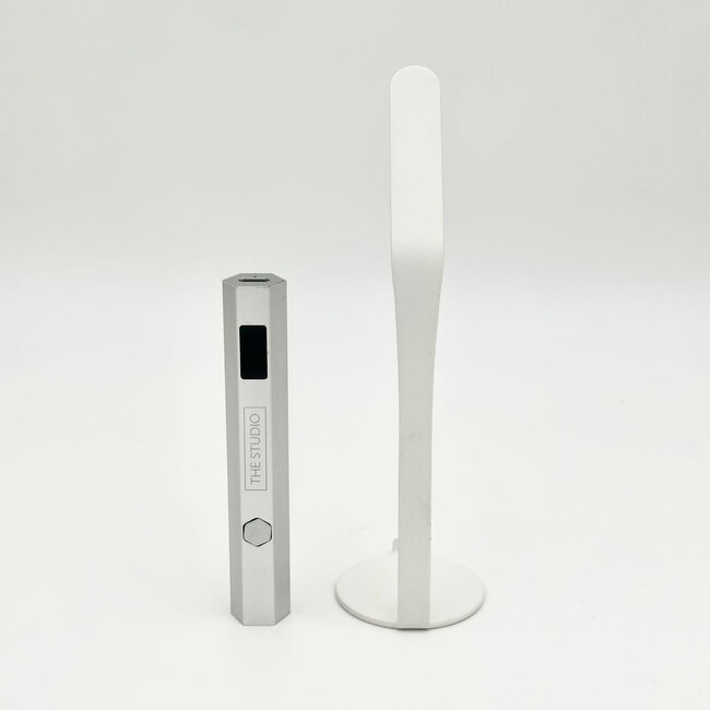 The Studio - Magnetic Flash Cure Light w/ Stand - Silver