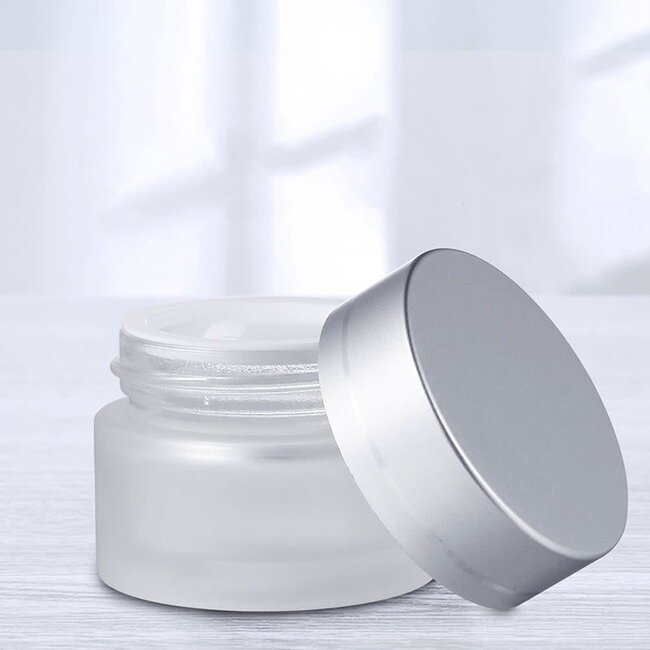 Glass Jar W/ Silver Lid - 1.3 oz