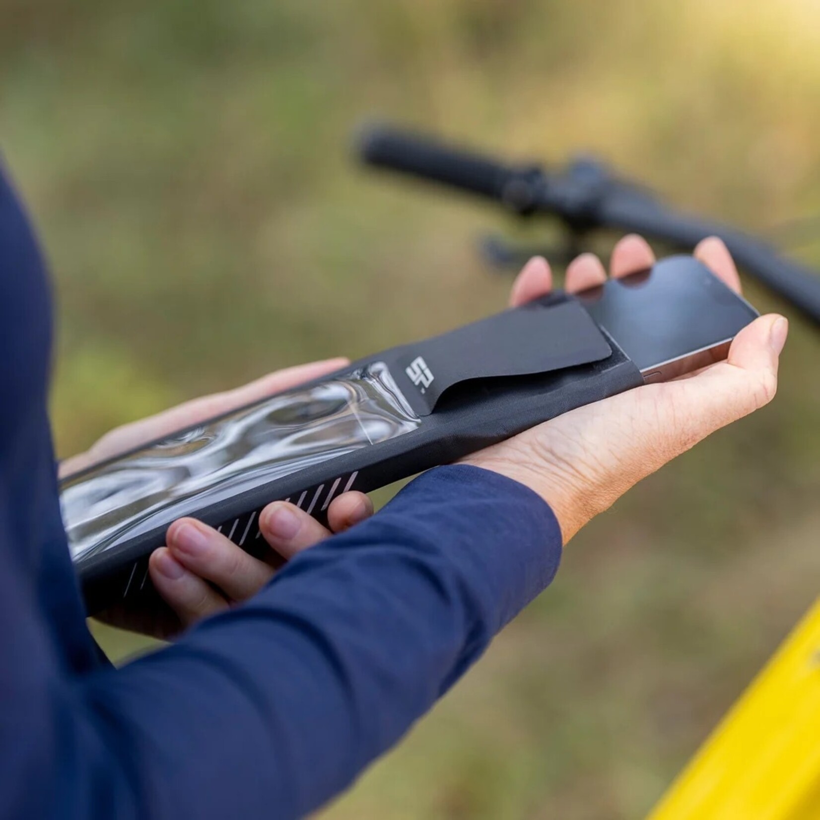 SP Connect Universal Phone Case (L) / SPC+
