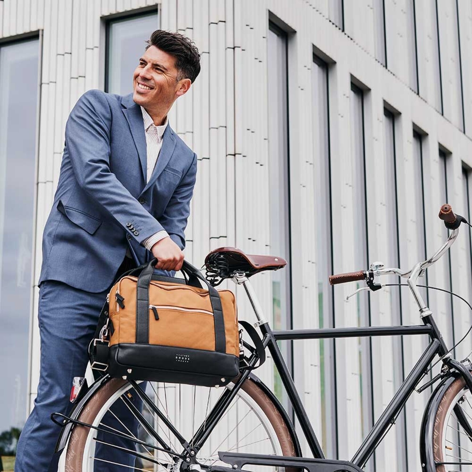 WeatherGoods Urban Briefcase