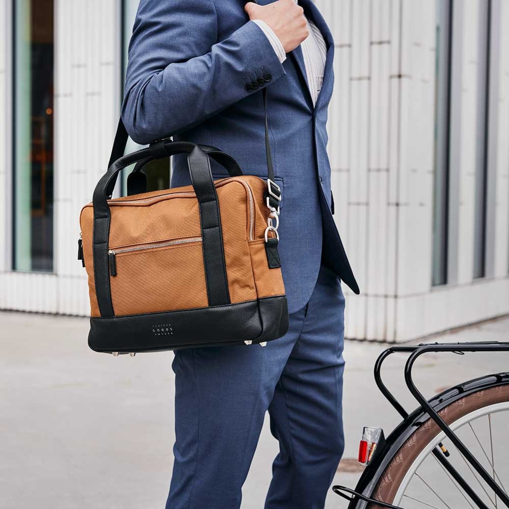 WeatherGoods Urban Briefcase